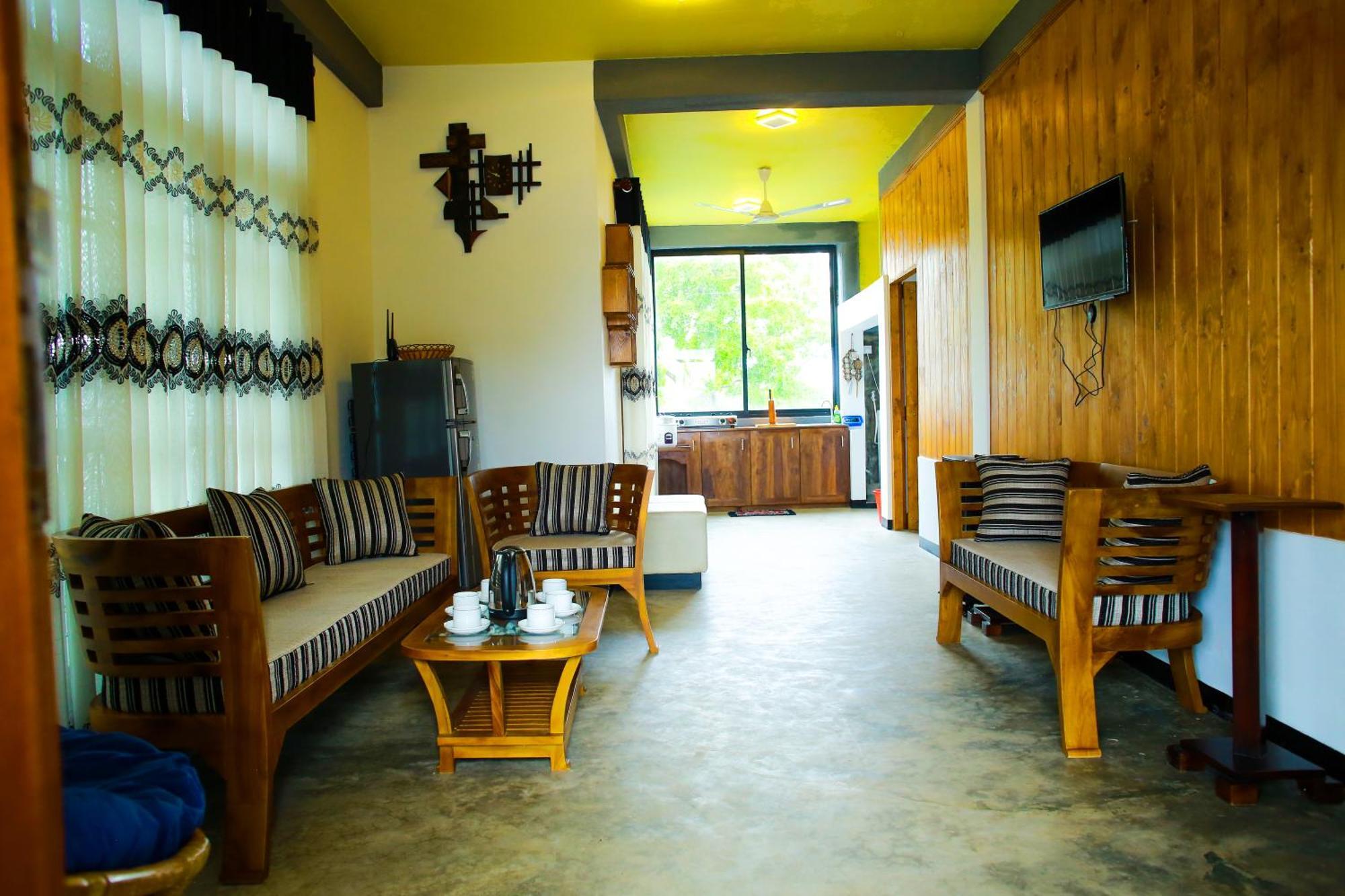 Isindu Sky Lodge Mirissa Eksteriør bilde